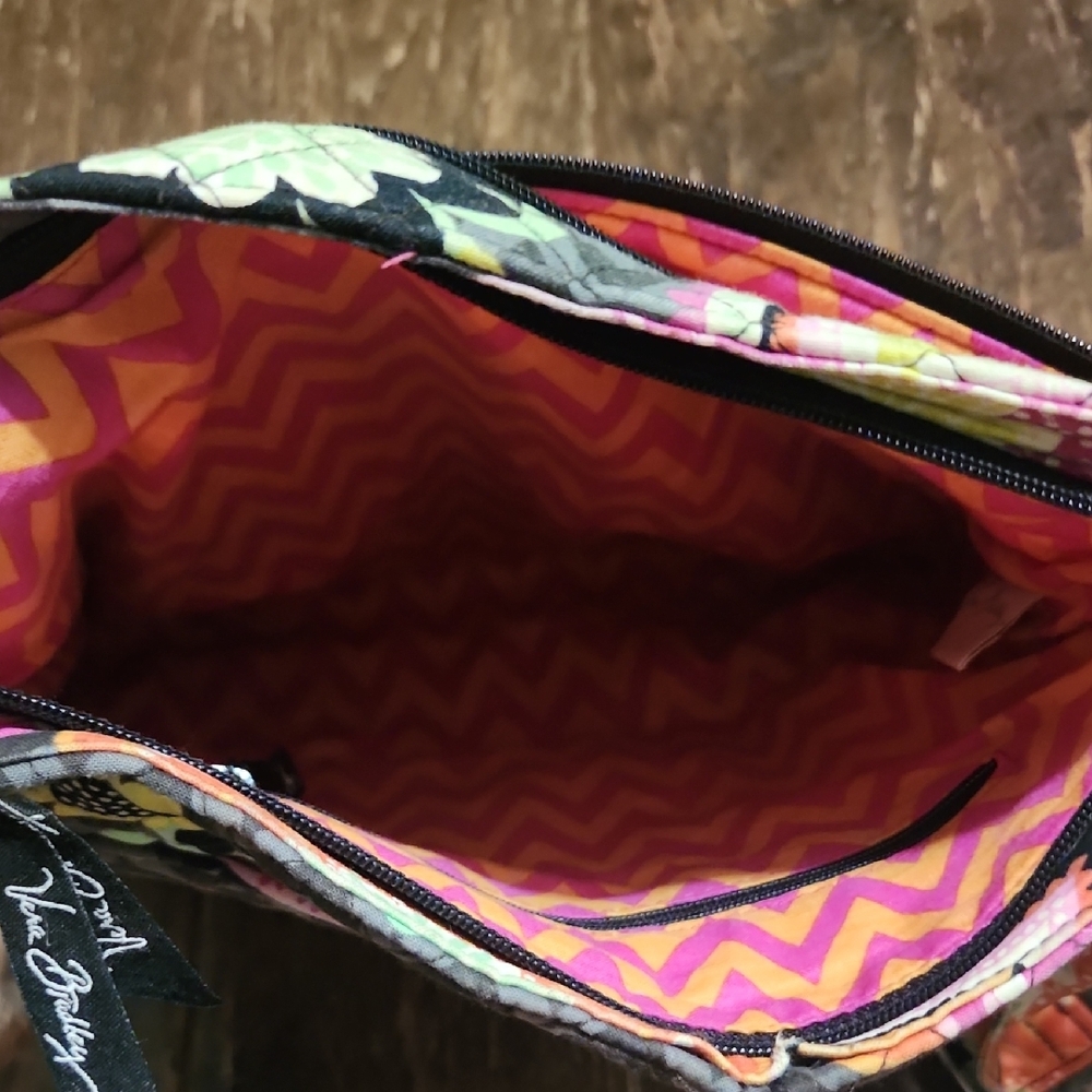 Vera Bradley Pink and Orange Crossbody Bag with Quilted Design - Picture 5 of 6